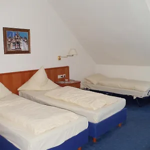 Hotel Vier Jahreszeiten **